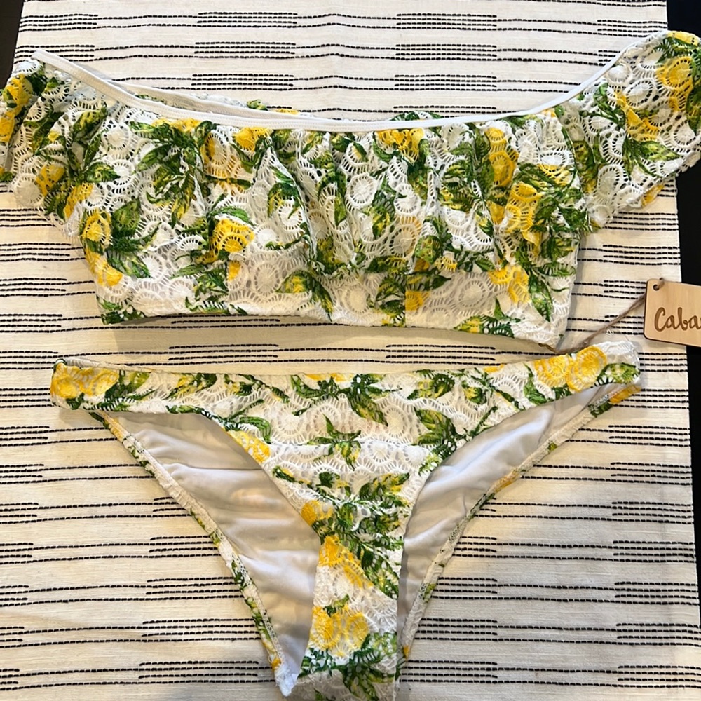 [New] Cabana Del Sol Bikini with Ruffle top